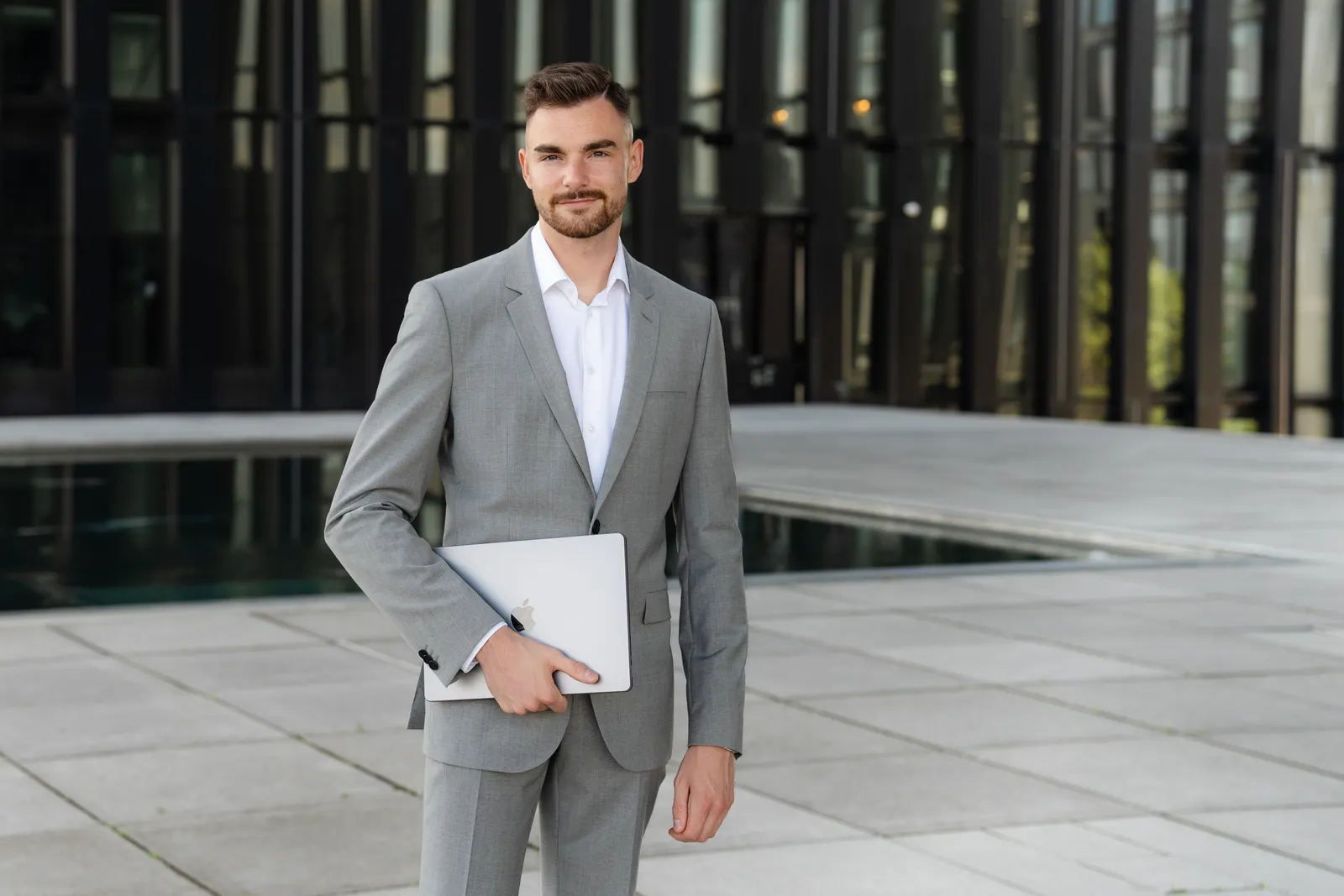 Jan Philipps – SEO-Freelancer und persönlicher Ansprechpartner für Unternehmen aus Köln